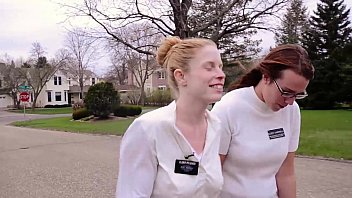 MormonGirlz: meet the teen missionaries!